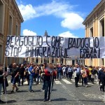 lo striscione esposto da Forza Nuova